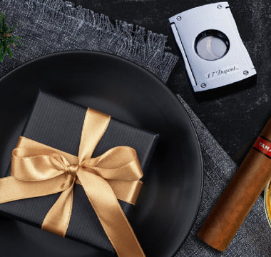 Holiday Season | The ultimate gift guide for the cigar lovers