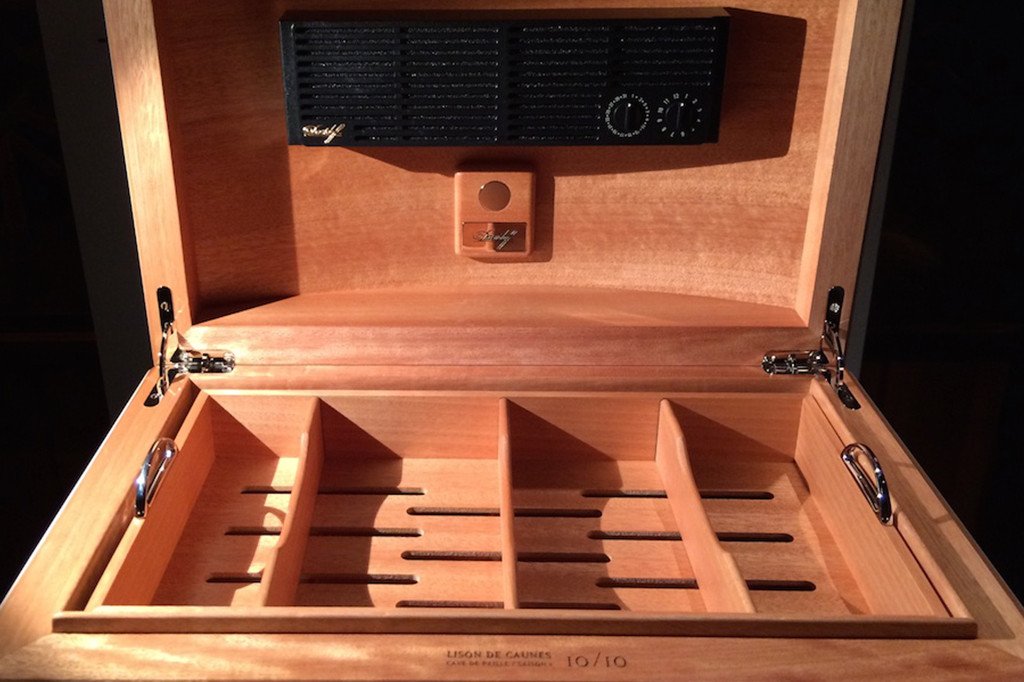 How to Season & Set-Up a Humidor