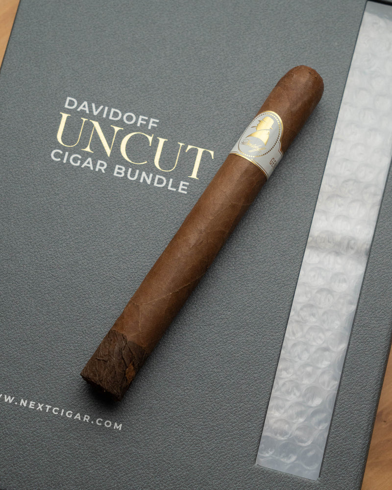 Davidoff Winston Churchill "The Original Series" Toro Cigar Bundle (Uncut)