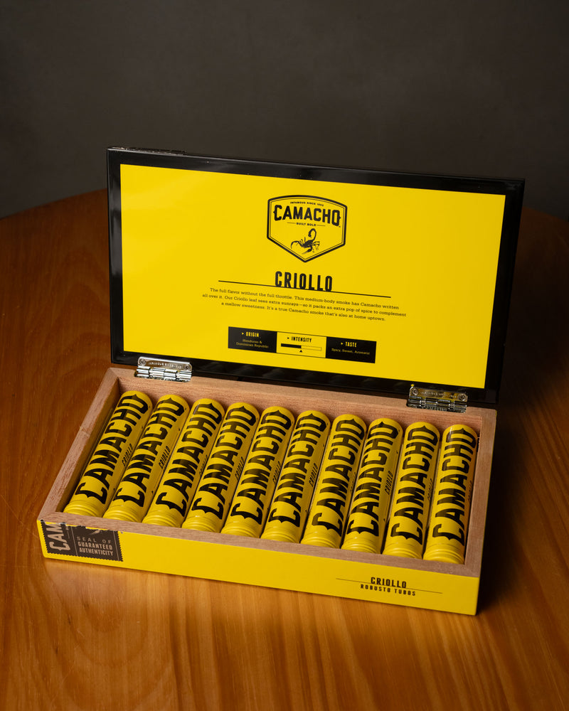 Camacho Criollo Robusto (Tubos)