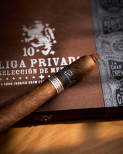 
                      
                        画像をギャラリービューアに読み込む, Drew Estate Liga Privada 10 Seleccíon de Mercado - nextCIGAR
                      
                    