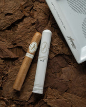 
                      
                        Load image into Gallery viewer, Davidoff Aniversario No. 3 (Tubos)
                      
                    