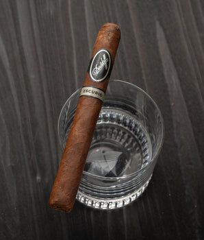 Davidoff Escurio Corona Gorda