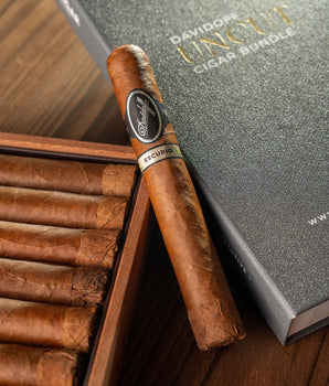 Davidoff Escurio Gran Toro Cigar Bundle (Uncut)