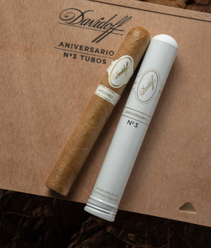 Davidoff Aniversario No. 3 (Tubos) - nextCIGAR