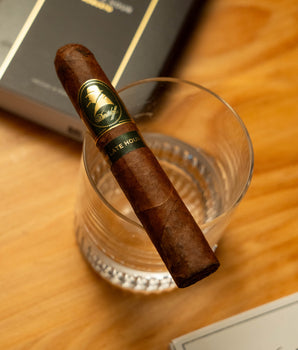 Davidoff Winston Churchill The Late Hour Robusto (4 Cigars) - nextCIGAR