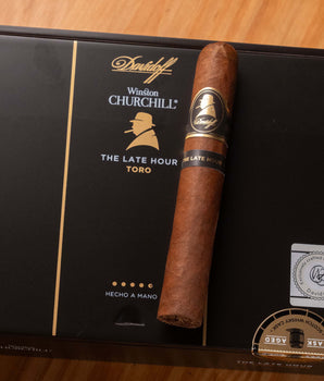 Davidoff Winston Churchill The Late Hour Toro - nextCIGAR