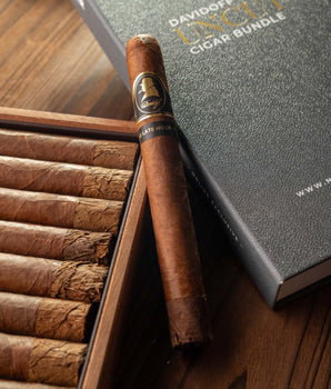 Davidoff Winston Churchill The Late Hour Toro Cigar Bundle (Uncut) - nextCIGAR