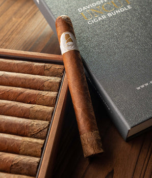 Davidoff Winston Churchill "The Original Series" Toro Cigar Bundle (Uncut) - nextCIGAR