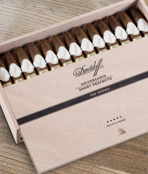 Davidoff 702 Series Aniversario Short Perfecto