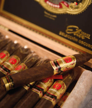 E.P. Carrillo Elite Seleccion Oscuro Piramides Royal