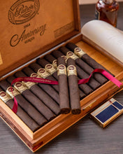 
                      
                        Load image into Gallery viewer, Padron 1964 Anniversary Exclusivo Maduro
                      
                    