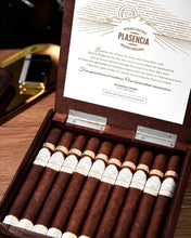 
                      
                        Load image into Gallery viewer, Plasencia Reserva Original Corona
                      
                    